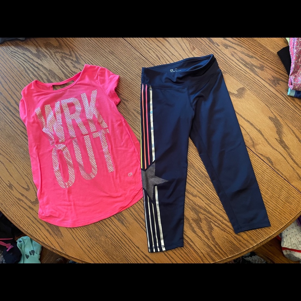 Gap Fit Capri pants and top size medium